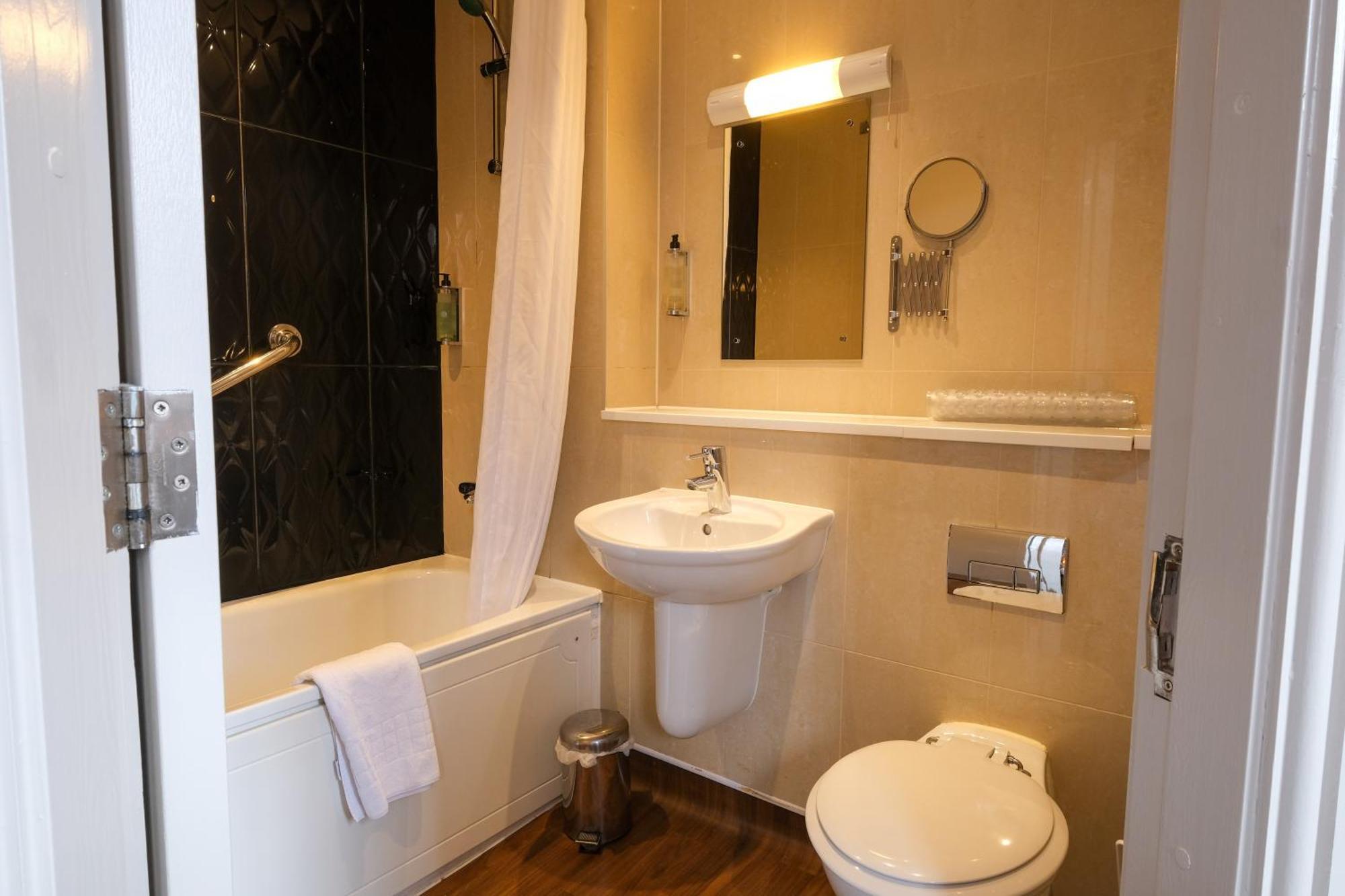The Unicorn Hotel Wetherspoon Ripon Luaran gambar